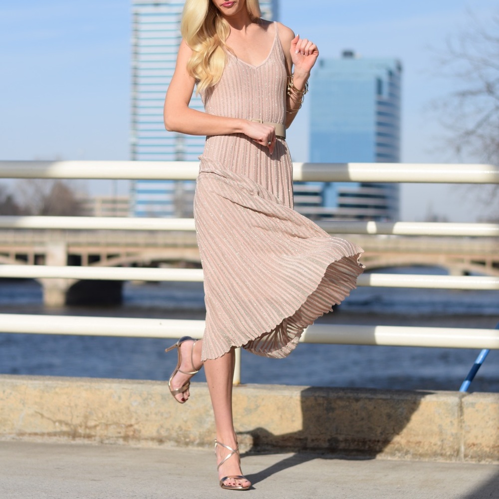 NWT Midi Dress - Picture 7 of 7